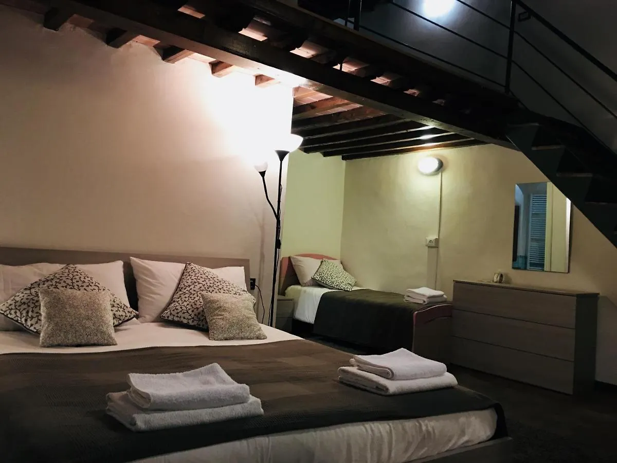 Villa Tuscany House Levane 0*,  Italia